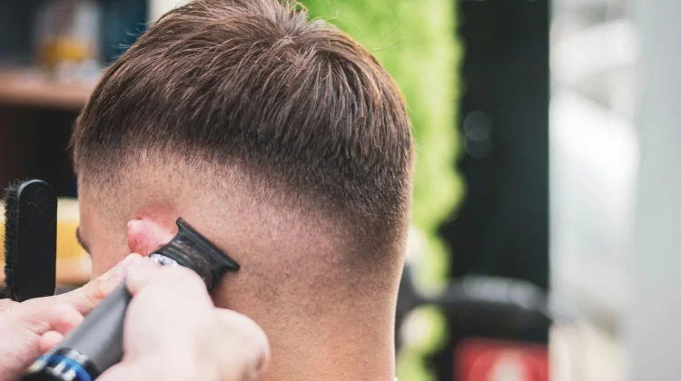 Buzzcut Model Potongan Rambut Pria Tampil Rapi dan Simpel