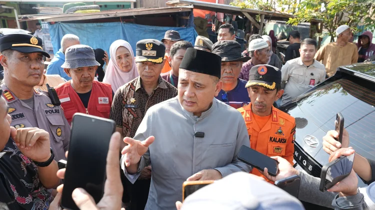 Wali Kota Makassar Tinjau Korban Kebakaran Tallo, Pastikan Kebutuhan Dasar