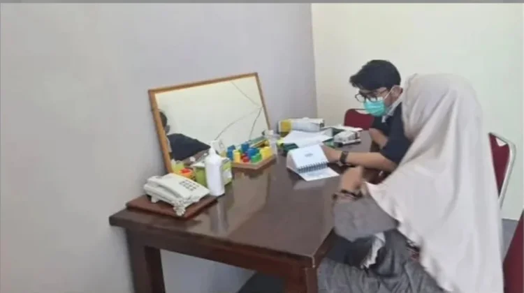 Gotong Royong Menguatkan Asa, Menghadirkan Kata Pertama