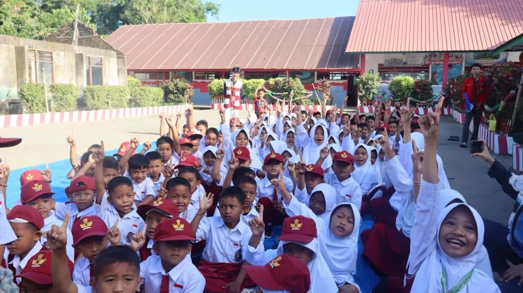 Pendekatan One Health Mahasiswa Unhas Menjawab Tantangan Stunting Desa Pesisir