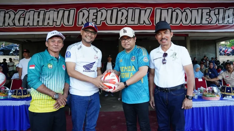 Wabup Gowa Apresiasi Turnamen Sepakbola HUT RI di Parangloe
