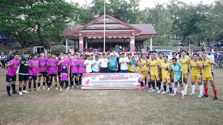 Wabup Gowa Apresiasi Turnamen Sepakbola HUT RI di Parangloe