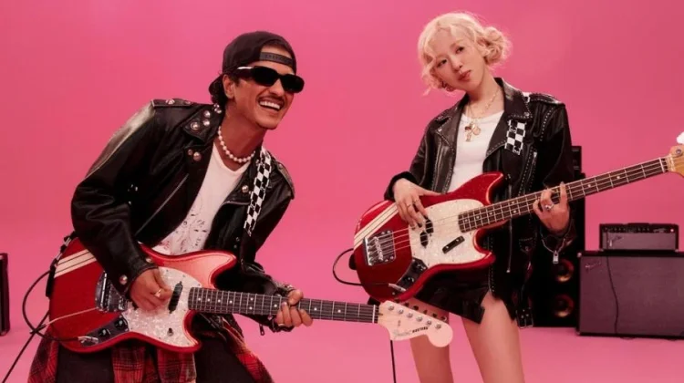 MV “APT” Rosé dan Bruno Mars Raih 2,6 Miliar Penayanagan, Cetak Rekor Baru!