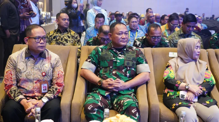Kasdam XIV/Hasanuddin Terus Mendukung Pembagian Koprasi Merah Putih