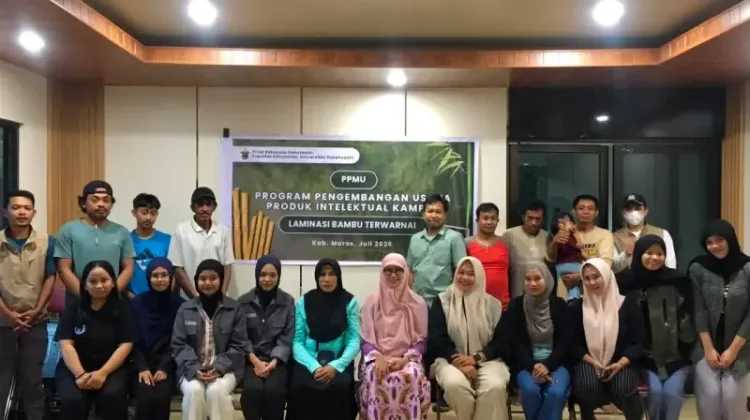 Dosen Prodi Rekayasa Kehutanan Unhas Kembangkan Laminasi Bambu Terwarnai