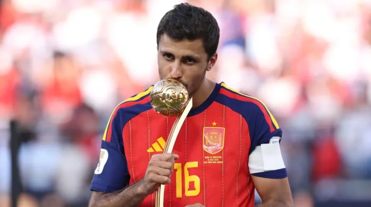 Profil Rodri, Gelandang Manchester City yang Jadi Kunci Permainan
