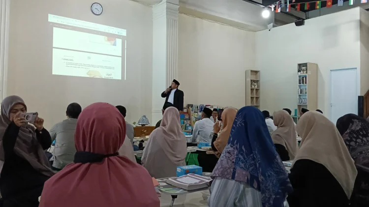 SMPIT Al Fatih Gelar Majelis Ta'lim Bahas Makna Surah Al-Fatihah