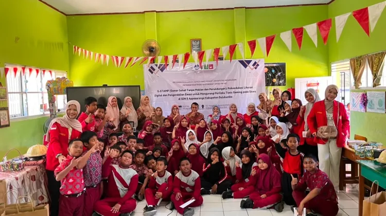 Unhas Edukasi Siswa SD Bulukumba Bermain Gim Sehat dan Bertanggung Jawab