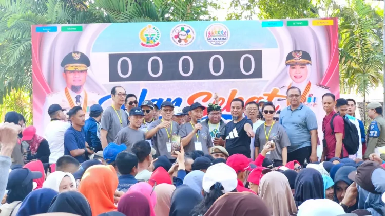 Jalan Sehat Anti Mager Satukan Ribuan Warga dari Tujuh Majelis Agama