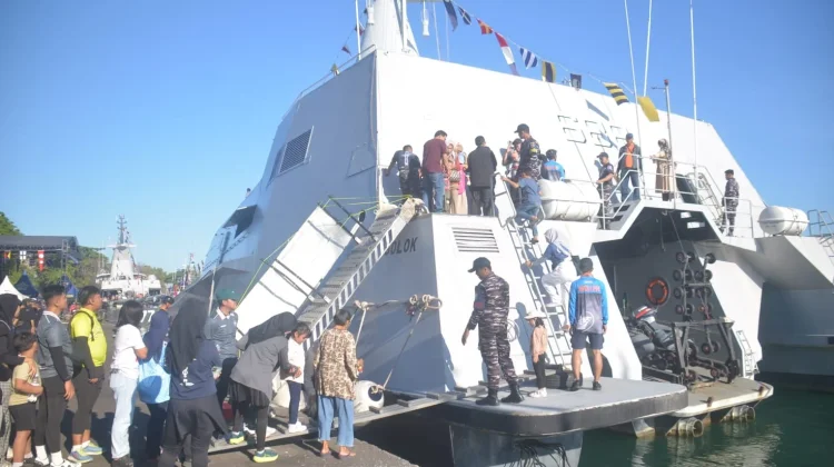 HUT ke-1, Kodaeral VI Gelar Naval Base Open Day