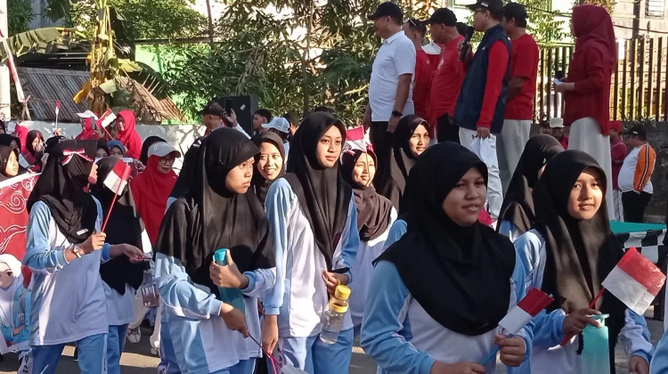 Ribuan Siswa Meriahkan Gerak Jalan Kebangsaan Madrasa Terpadu Kemenag Sulsel
