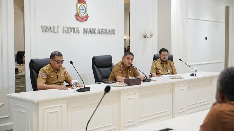 Pemkot Makassar Tata Ulang Titik Reklame, Iklan Rokok Diperketat