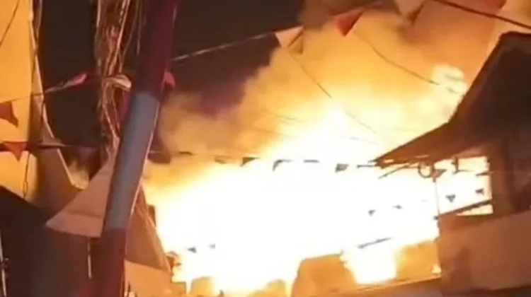 Kebakaran Terjadi di Kandea 3 Makassar, 46 Armada Damkar Dikerahkan