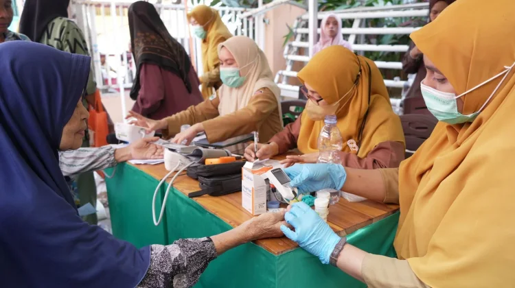 Rayakan Kemerdekaan, Pelindo Gratiskan Pemeriksaan Kesehatan 200 Warga Wajo