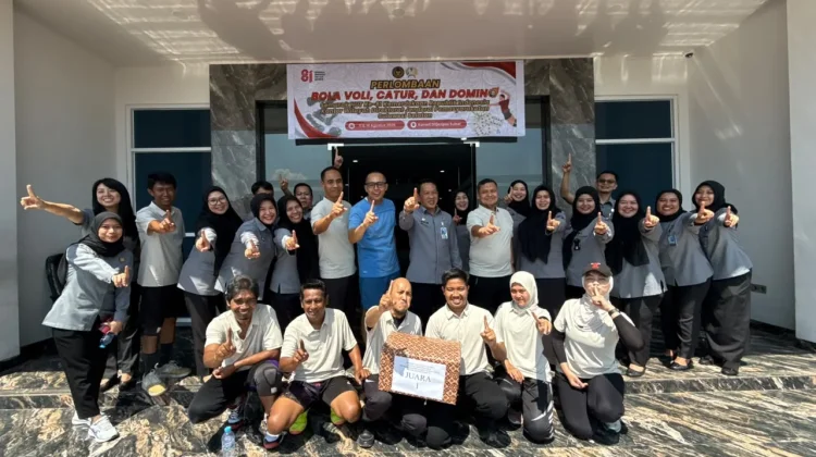 Pererat Sinergitas, Kemenkum Sulsel Ikuti Pertandingan Voli Antar Kanwil