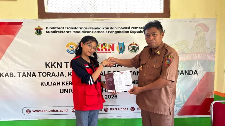 Mahasiswa KKN Unhas Terbitkan Panduan Budaya Toraja Dwibahasa