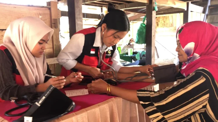 Program SIPAKATAU Skrining Hipertensi dan Diabetes Jangkau 56 Warga Kamiri