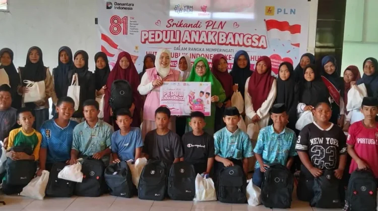 Srikandi PLN Peduli Anak Bangsa di Jeneponto