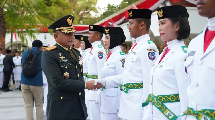 Pangdam XIV/Hasanuddin Titip Pesan Kedisiplinan ke 73 Paskibraka Sulsel