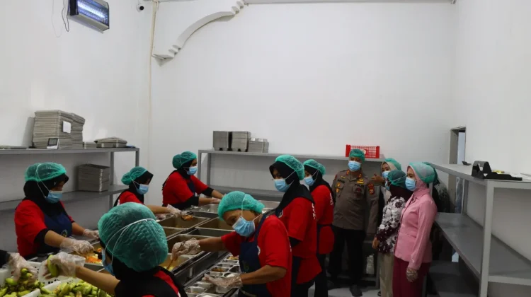Kapolres Palopo Cek SPPG, Pastikan Proses Pengolahan Makanan Aman Dikonsumsi