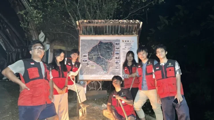 Mahasiswa KKNT Unhas Gelombang 116 Membuat Peta Potensi Wisata dan Sar