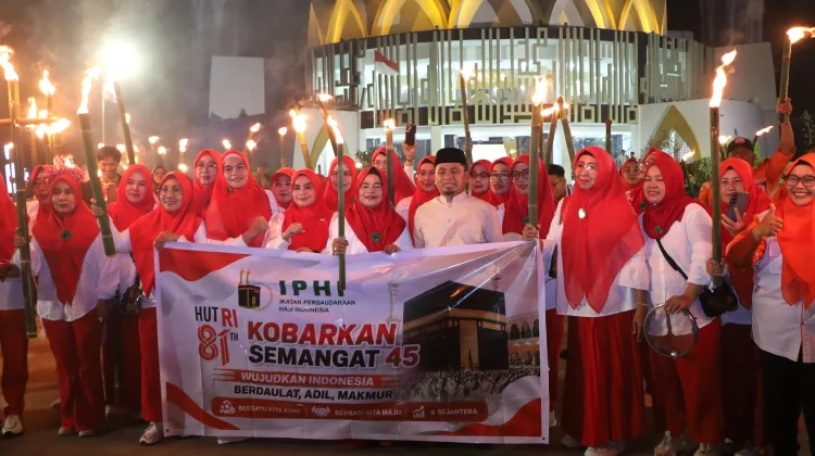 Tasming Hamid Lepas Kirab Obor IPHI Parepare Sambut HUT ke-81 RI