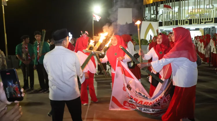 Tasming Hamid Lepas Kirab Obor IPHI Parepare Sambut HUT ke-81 RI