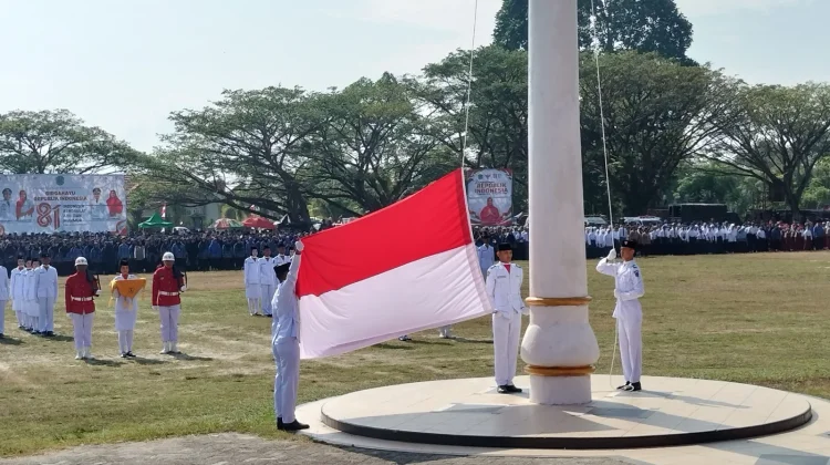 Doa Bersama untuk Korban Gempa NTT Warnai Upacara HUT ke-81 RI di Luwu Utara