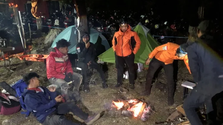 Tim Siaga SAR Merah Putih Catat 16 Orang Alami Gangguan Kesehatan di Bawakaraeng