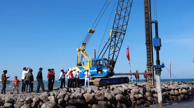 Pembangunan Masjid Terapung Pantai Merpati, Upaya Hadirkan Ikon Baru di Bulukumba