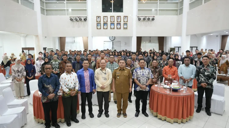 Wali Kota Apresiasi 70 Paskibraka, Beri Penghargaan dan Studi Wisata ke Bali