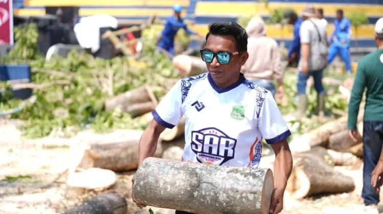 Bupati Sidrap Pimpin Kerja Bakti Bersihkan Monumen Ganggawa
