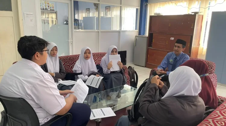 SMAIT Al Fatih Makassar Gelar Program Magang Siswa dan Observasi Profesi