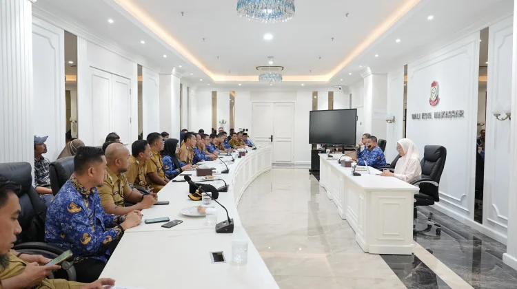 Munafri Ultimatum Camat Validasi Data Iuran Sampah Gratis, Dituntaskan Sepekan