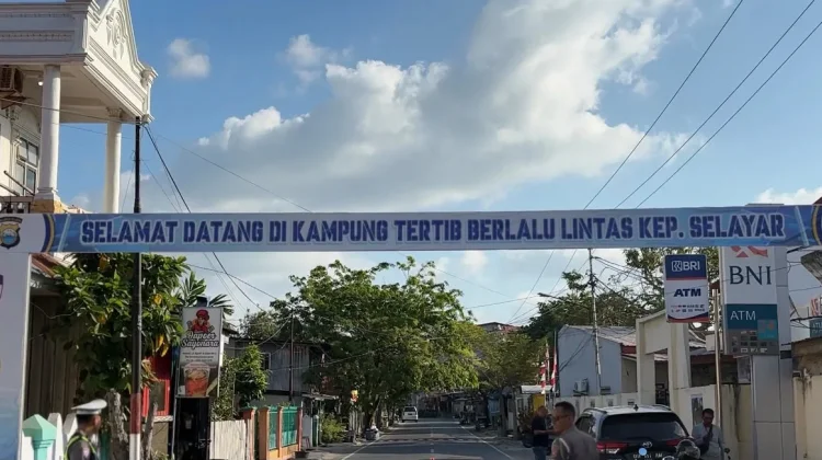 Polres Selayar Tetapkan Jalan Syarif Al Qadri Jadi Kampung Tertib Berlalulintas