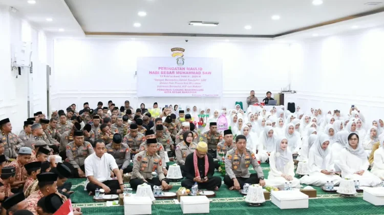 Polrestabes Makassar Peringati Maulid Nabi, Moment Teladani Sifat Nabi