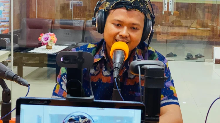 Penyuluhan Agama Hindu RRI bahas Harmoni Harta Jaga Keluarga