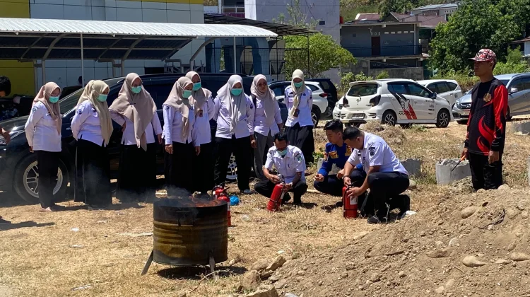 Antisipasi Bencana Kebakaran, RS dr. Hasri Ainun Habibie Parepare Gelar Simulasi