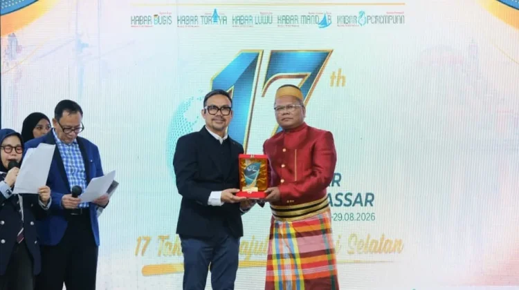 Sutradara Film SOLATA Dinobatkan Sebagai Tokoh Budaya Sulsel 2026