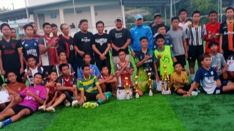 Mini Soccer Alatengae Berakhir, Dusun Bulusipong Keluar sebagai Juara