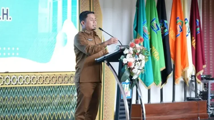 Kuliah Perdana IAIN, Tasming: Ingatkan Keseimbangan Ilmu, Iman, dan Pengabdian