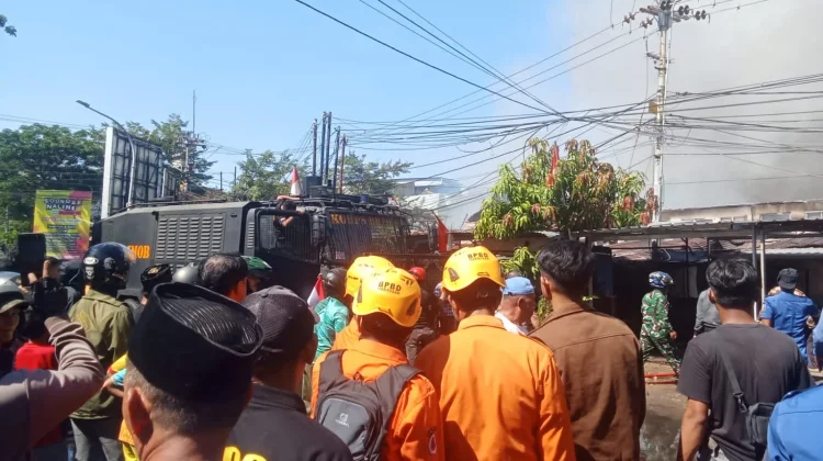 Sebanyak 19 Rumah Hangus dalam Insiden Kebakaran di Asrama TNI Mattoangin