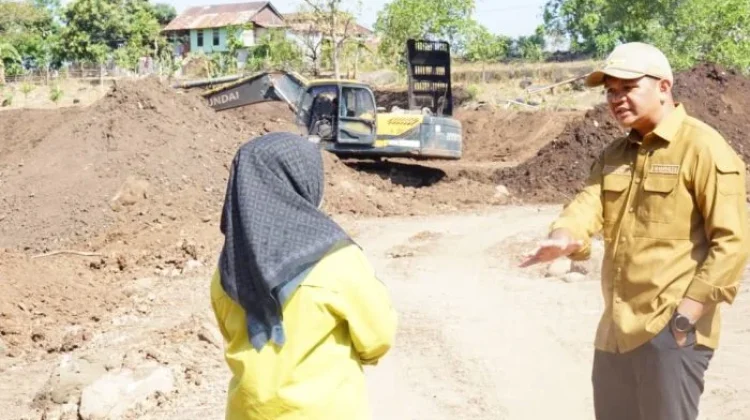 Bupati Bantaeng Tinjau Pengerukan Cekdam Balang Sikuyu