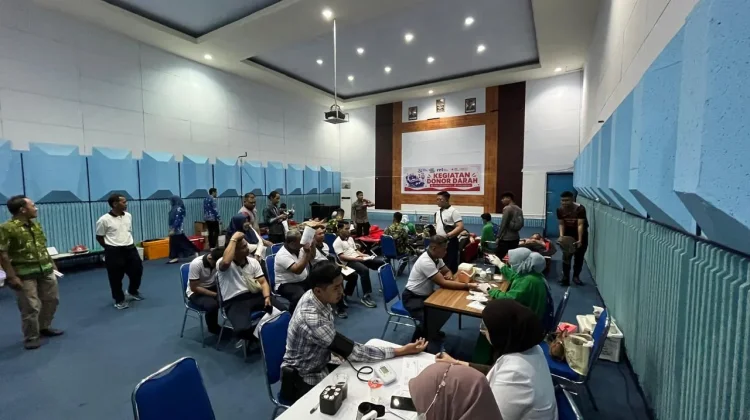 RRI Makassar Bersama PMI Gelar Donor Darah