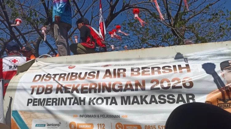 BPBD Makassar Distribusikan 172.300 Liter Air Bersih ke 41 Titik Kekeringan