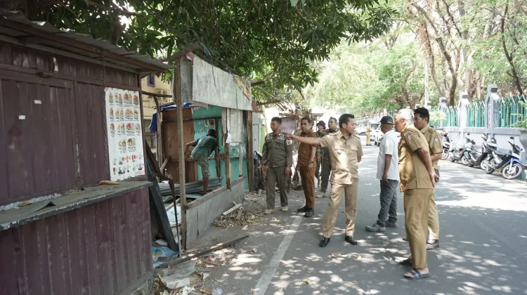 Penertiban Lapak PKL di Al Markaz Dikedepankan Secara Persuasi