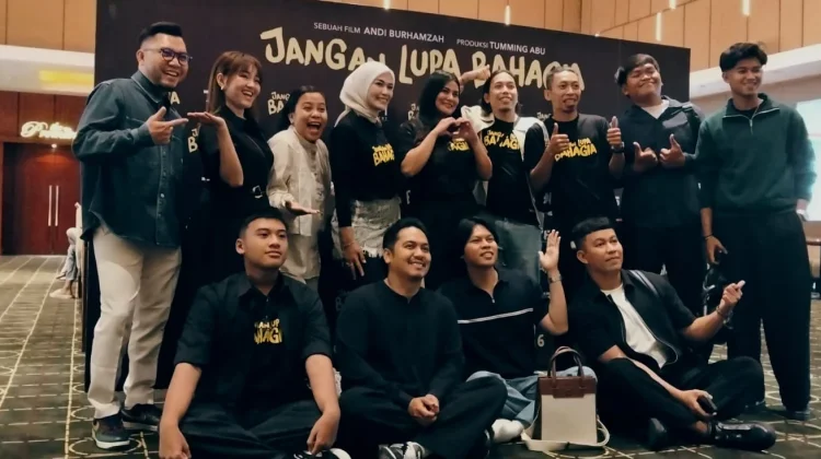 Gala Premiere Jangan Lupa Bahagia, Berlangsung Meriah di Mall Panakkukang