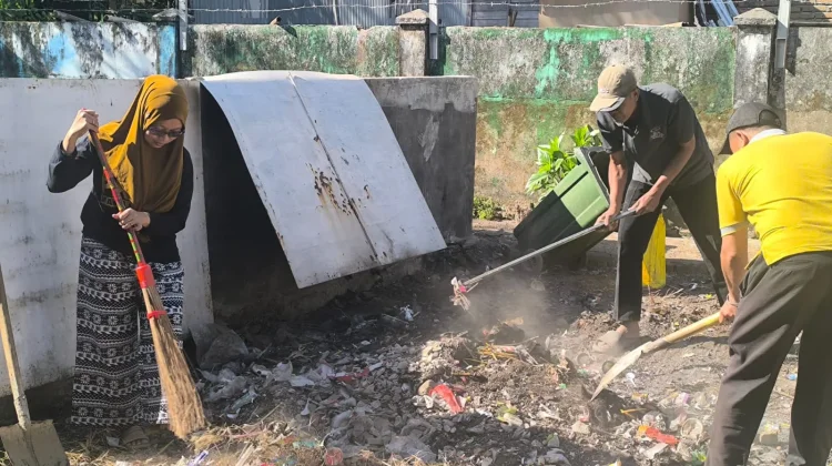 SMPN 15 Makassar, Ubah Lahan Kumuh Jadi Kebun Edukasi