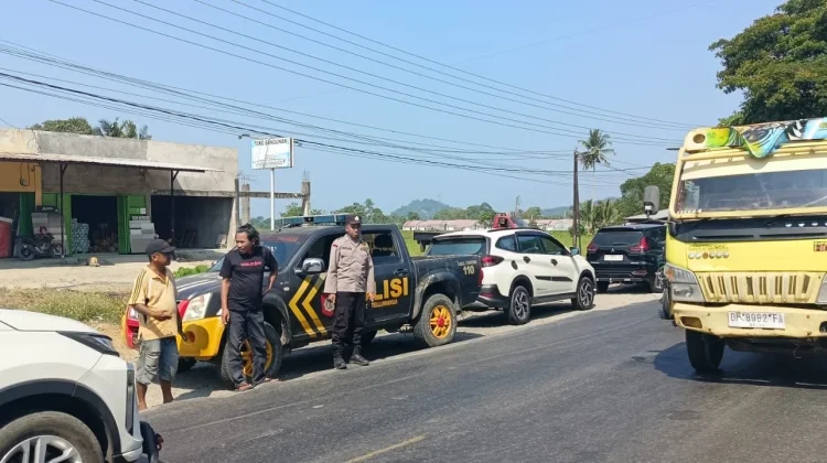 Antrean BBM Mengular, Polres Palopo Pastikan Arus Lalu Lintas Tetap Lancar