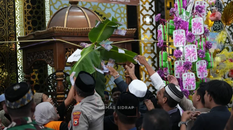 Sumbangan Rp1,4 Miliar, Bupati Sidrap Apresiasi Warga Batulappa